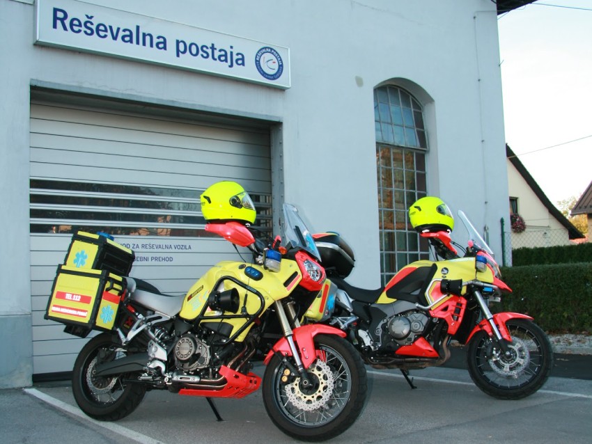 Motoristi reševalci