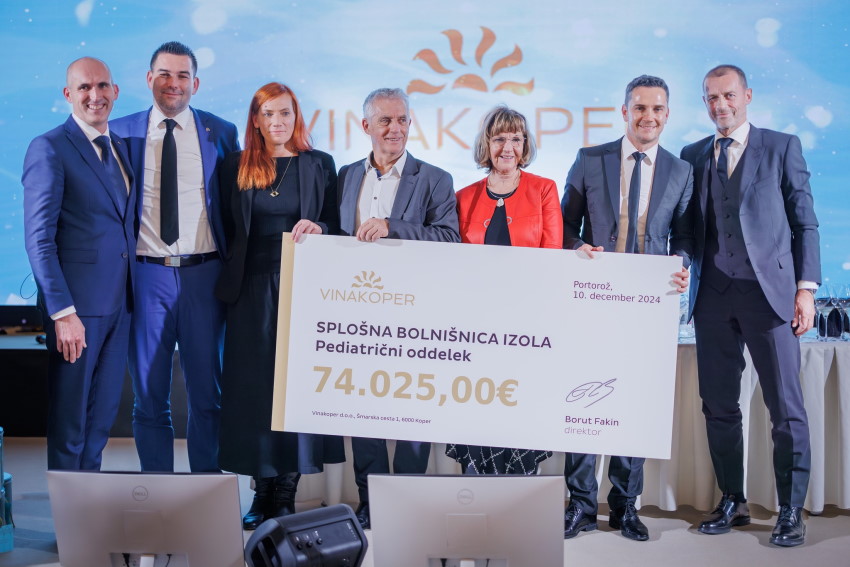 Sredstva, zbrana na licitaciji, so bila predana Pediatričnemu oddelku Splošne bolnišnice Izola