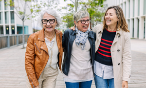 Slika medgeneracijske solidarnosti v prostem času za Individualno dodatno pokojninsko zavarovanje
