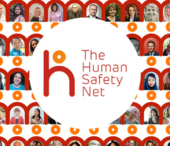 V okviru pobude The Human Safety Net smo razveselili šolarje s potrebščinami.