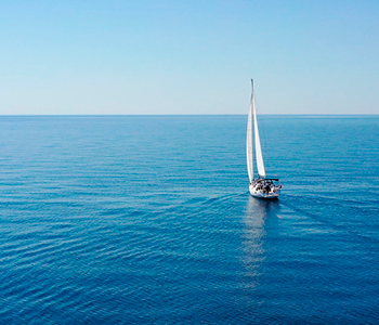 S strokovnjaki iz sveta navtike o dveh nezgodah, ki najbolj ogrožata plovila: požaru in vdoru vode.