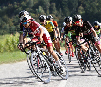 Mladi športniki morajo zgodaj osvojiti samodisciplino, le s pomočjo staršev pa lahko kljubujejo pritiskom glede športnih ciljev.