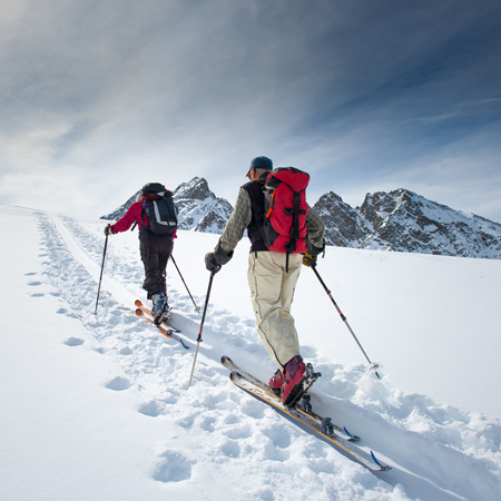 Turni smučanji so še posebej izpostavljeni poškodbam.