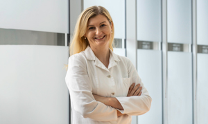 Dr. Mateja Sirše, specialistka ortopedije