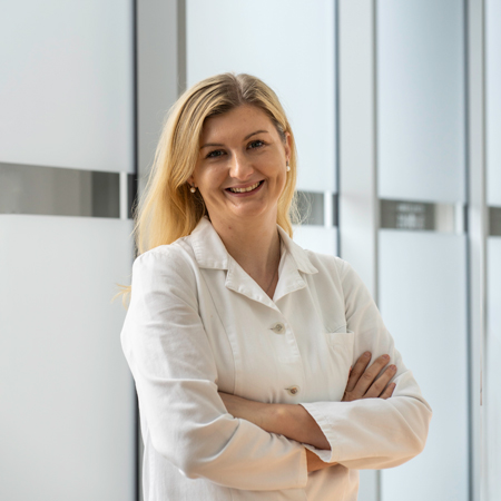 Dr. Mateja Sirše, specialistka ortopedije
