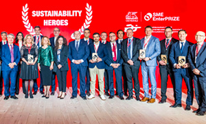 Skupina Generali je na dogodku SME EnterPRIZE 2025 v Bruslju predstavila 10 »junakov trajnosti«. Dogodka se je udeležilo tudi podjetje Pribinovina, eden od zmagovalcev slovenskega natečaja SME EnterPRIZE.