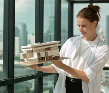 Natečaj EnterPRIZE 2025 nagrajuje trajnostne prakse malih in srednjih podjetij.