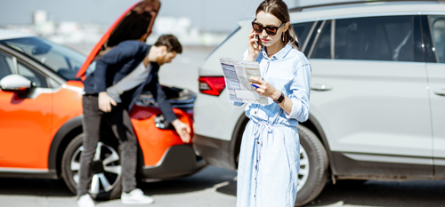 Zavarovanje avtomobilske odgovornosti zagotavlja povrnitev stroškov oškodovancu v primeru prometne nesreče.