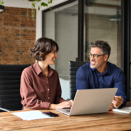 Stranka v pogovoru z zastopnikom
