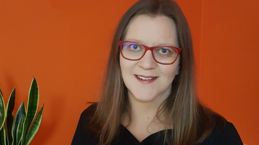 Dr. Sonja Robnik verjame, da so dobre možnosti usklajevanja zasebnega in poklicnega življenja nujna sestavina kakovostnih delovnih okolij.