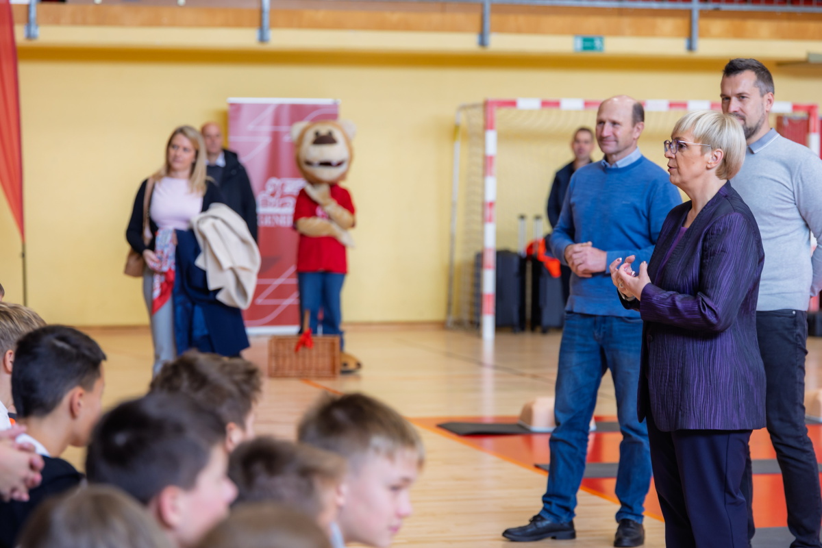 Dijake, zbrane na delavnici Generacija rešuje življenja, je nagovorila tudi predsednica države Nataša Pirc Musar